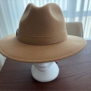 NWT Canadian Hat Company Felt Fedora.